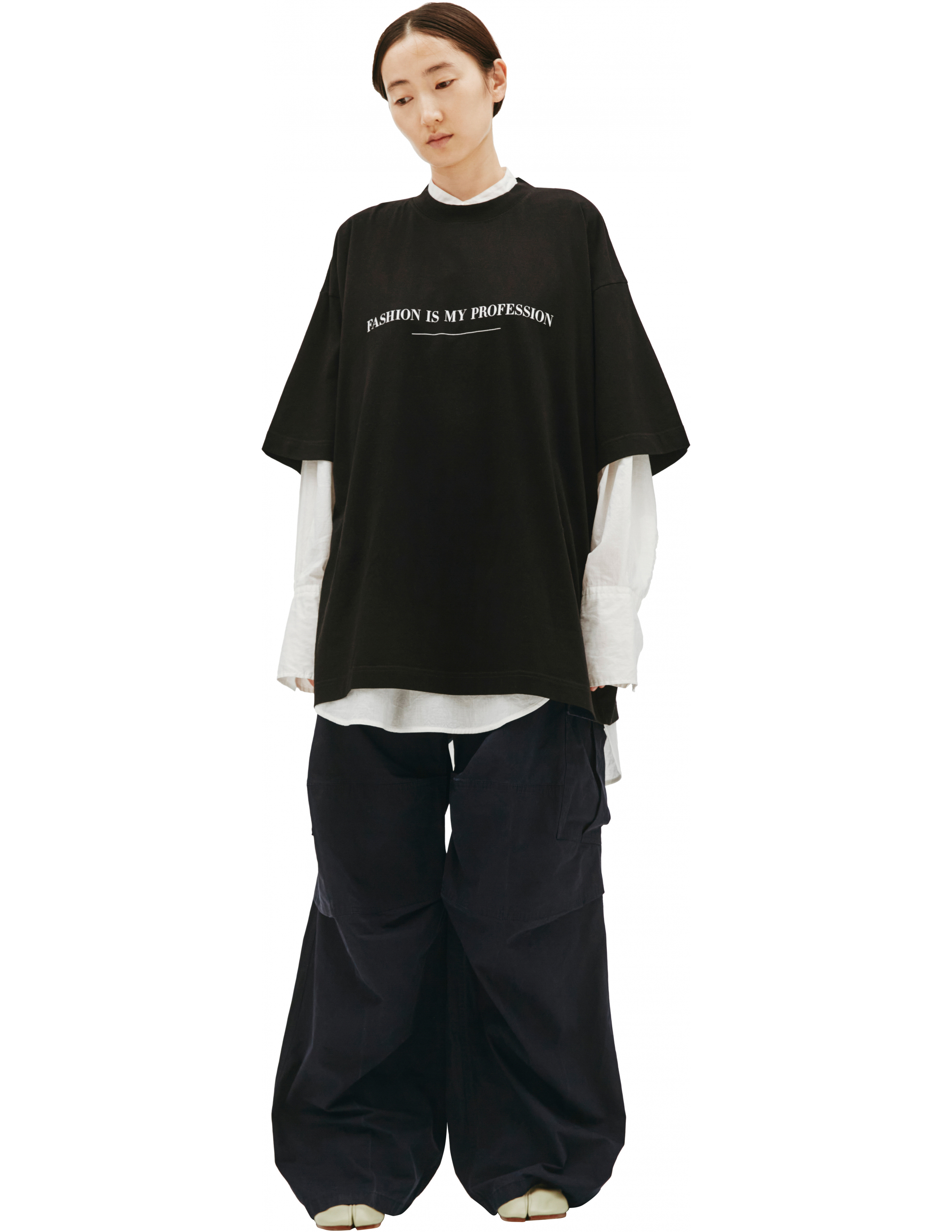 Черная футболка с принтом Fashion is my profession Vetements UA52TR260B/1610, размер XL;S;M;L UA52TR260B/1610 - фото 1